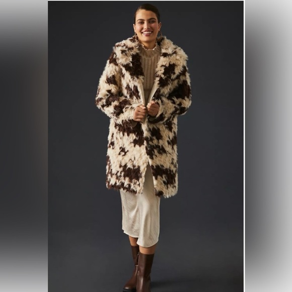 ANTHROPOLOGIE COW PRINT FAUX FUR COAT - Picture 3 of 7